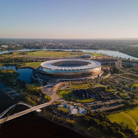 Metro Hotel Perth City Εξωτερικό φωτογραφία